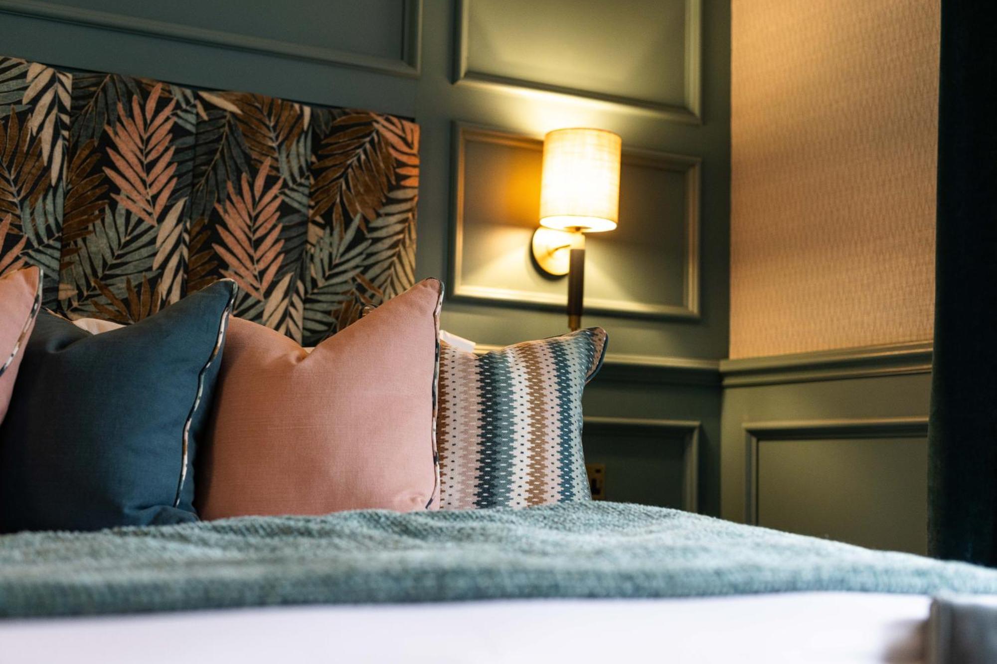Aynsome Manor Bed & Breakfast คาร์ทเมล ภายนอก รูปภาพ