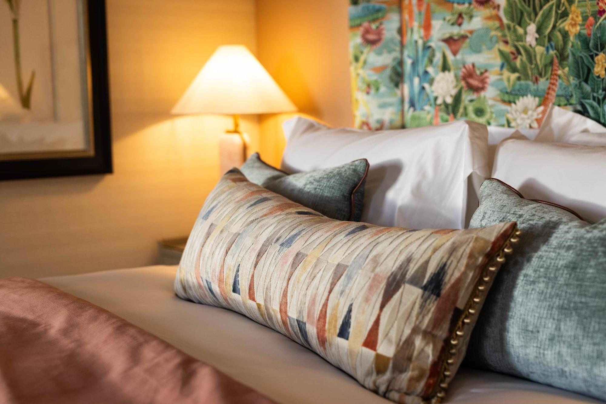 Aynsome Manor Bed & Breakfast คาร์ทเมล ภายนอก รูปภาพ