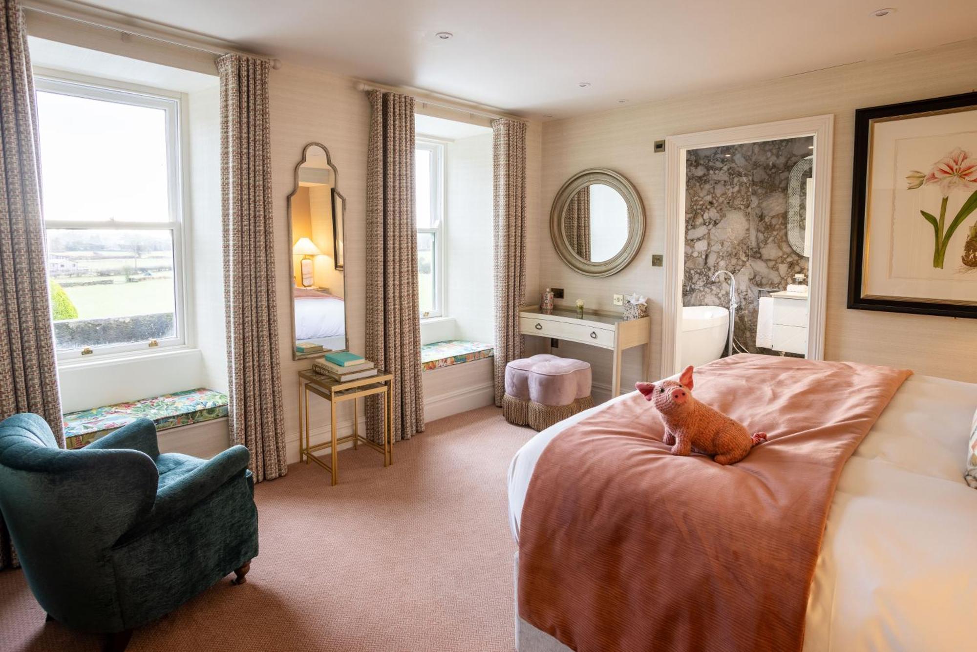 Aynsome Manor Bed & Breakfast คาร์ทเมล ภายนอก รูปภาพ